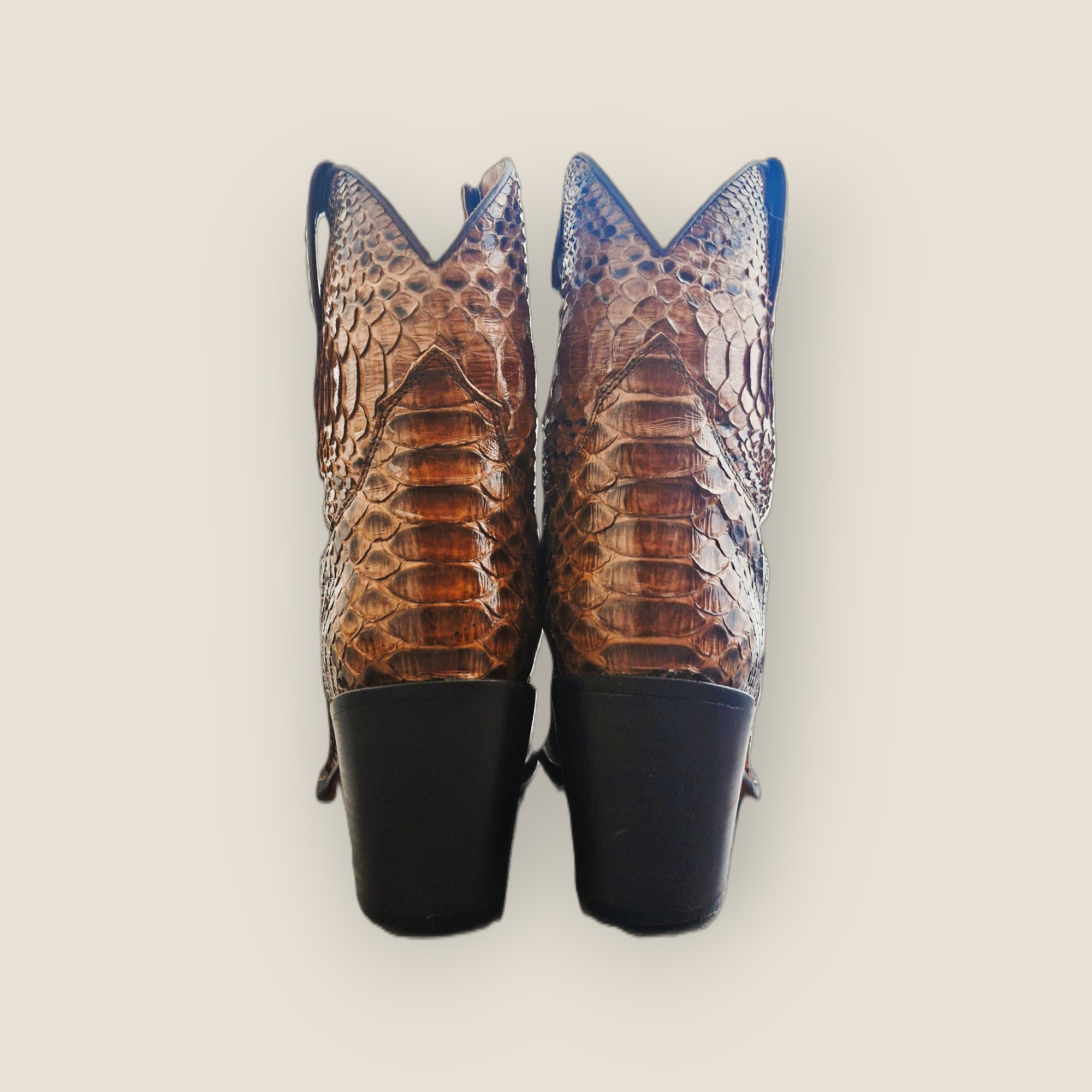 Botines · Tony Mora - Imagen 3